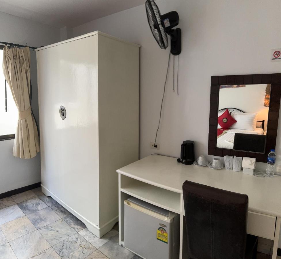 Istanbul Boutique Hotel Patong Eksteriør bilde